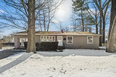 73 Sherwood Drive Manchester NH 03103-6116
