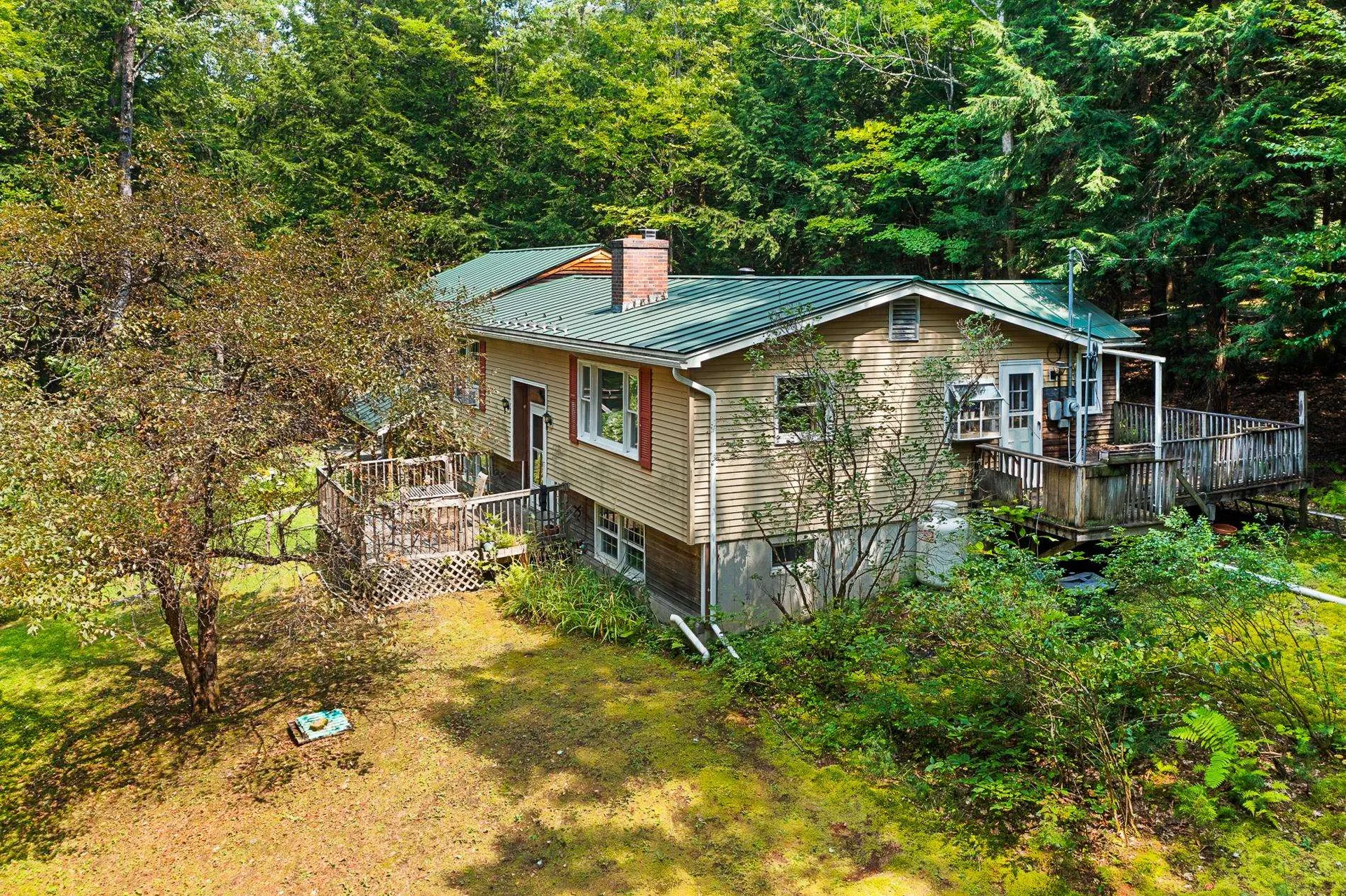 230 Old Strong Road Thetford VT 05075