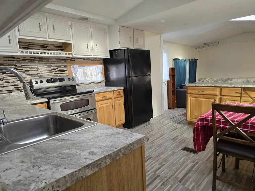 22 Rudsboro Road Lebanon NH 03766