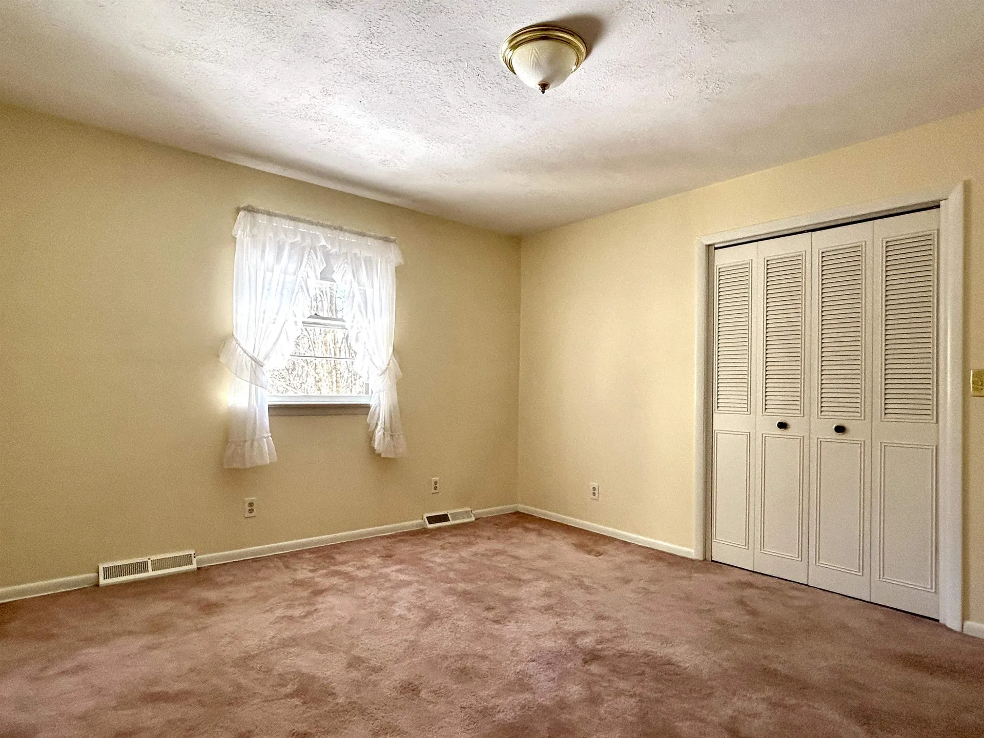 687 Godfrey Road Thetford VT 05043