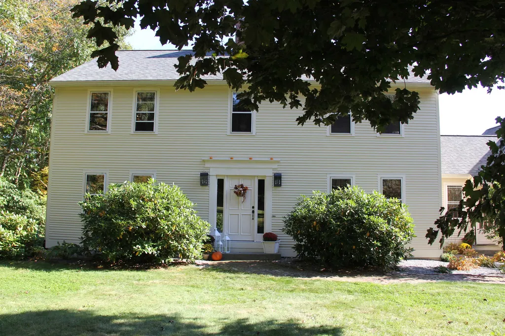 55 Smith Sanborn Road Chichester NH 03258