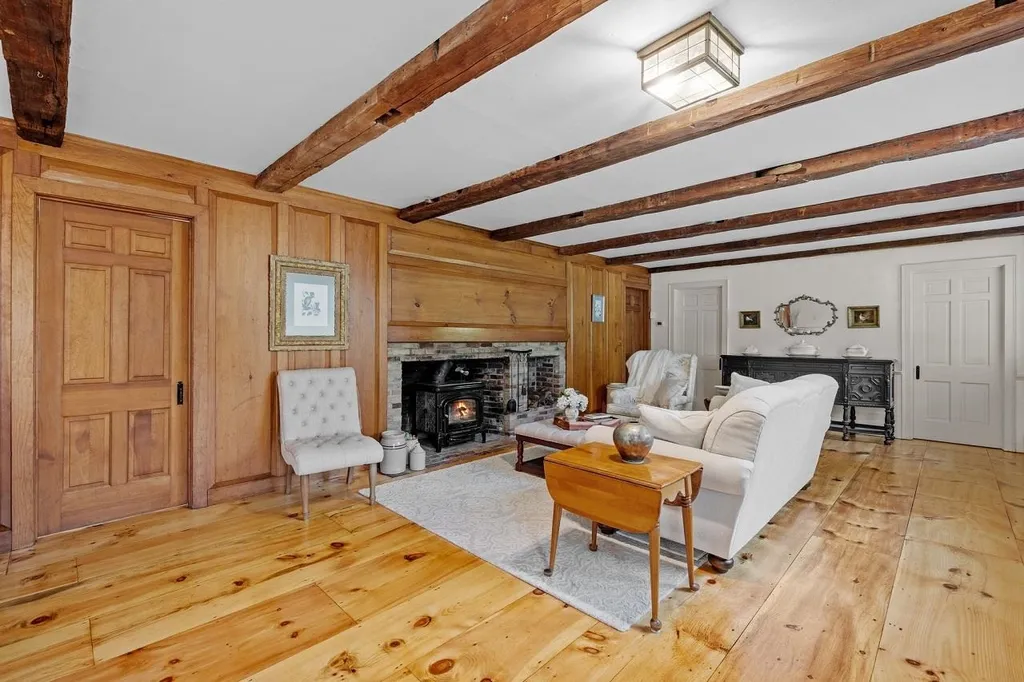 55 Smith Sanborn Road Chichester NH 03258