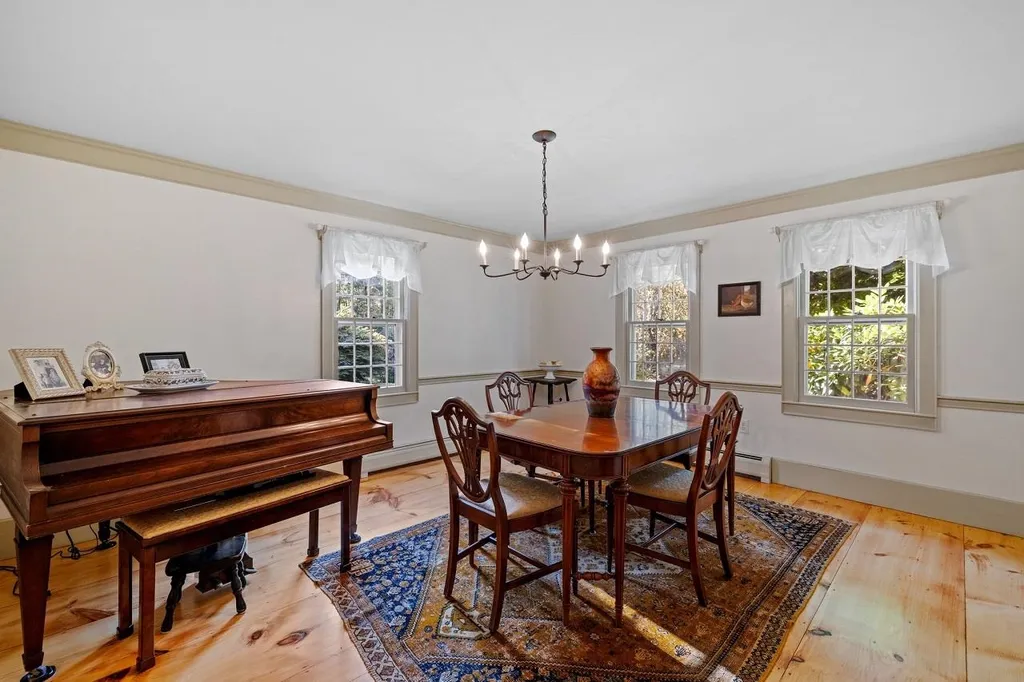 55 Smith Sanborn Road Chichester NH 03258
