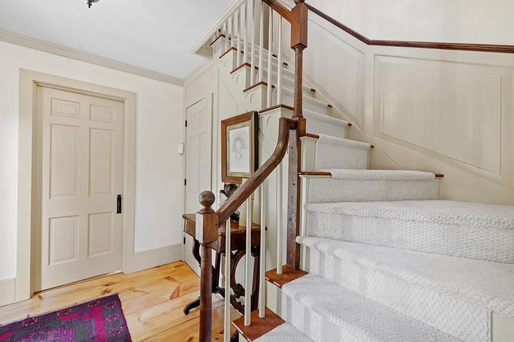 55 Smith Sanborn Road Chichester NH 03258