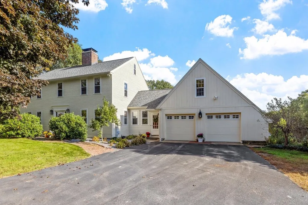 55 Smith Sanborn Road Chichester NH 03258