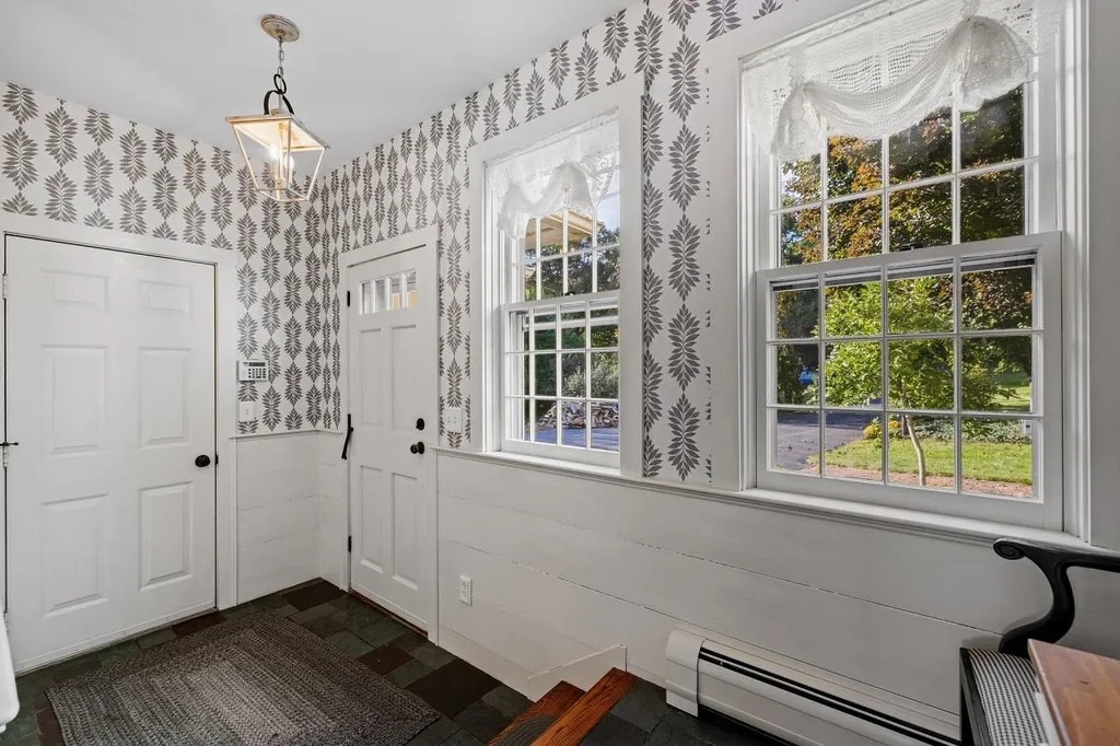 55 Smith Sanborn Road Chichester NH 03258