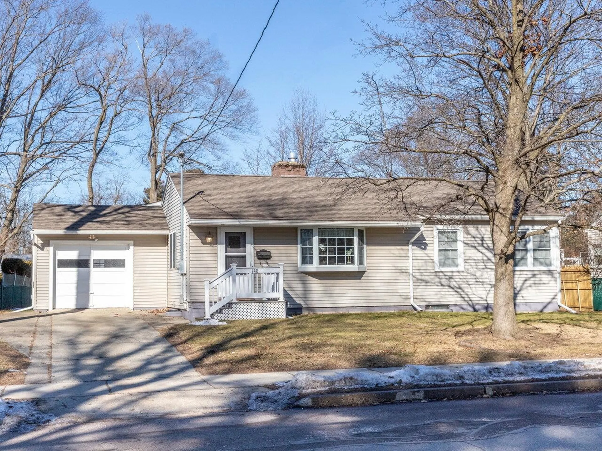 148 Shore Road Burlington VT 05401