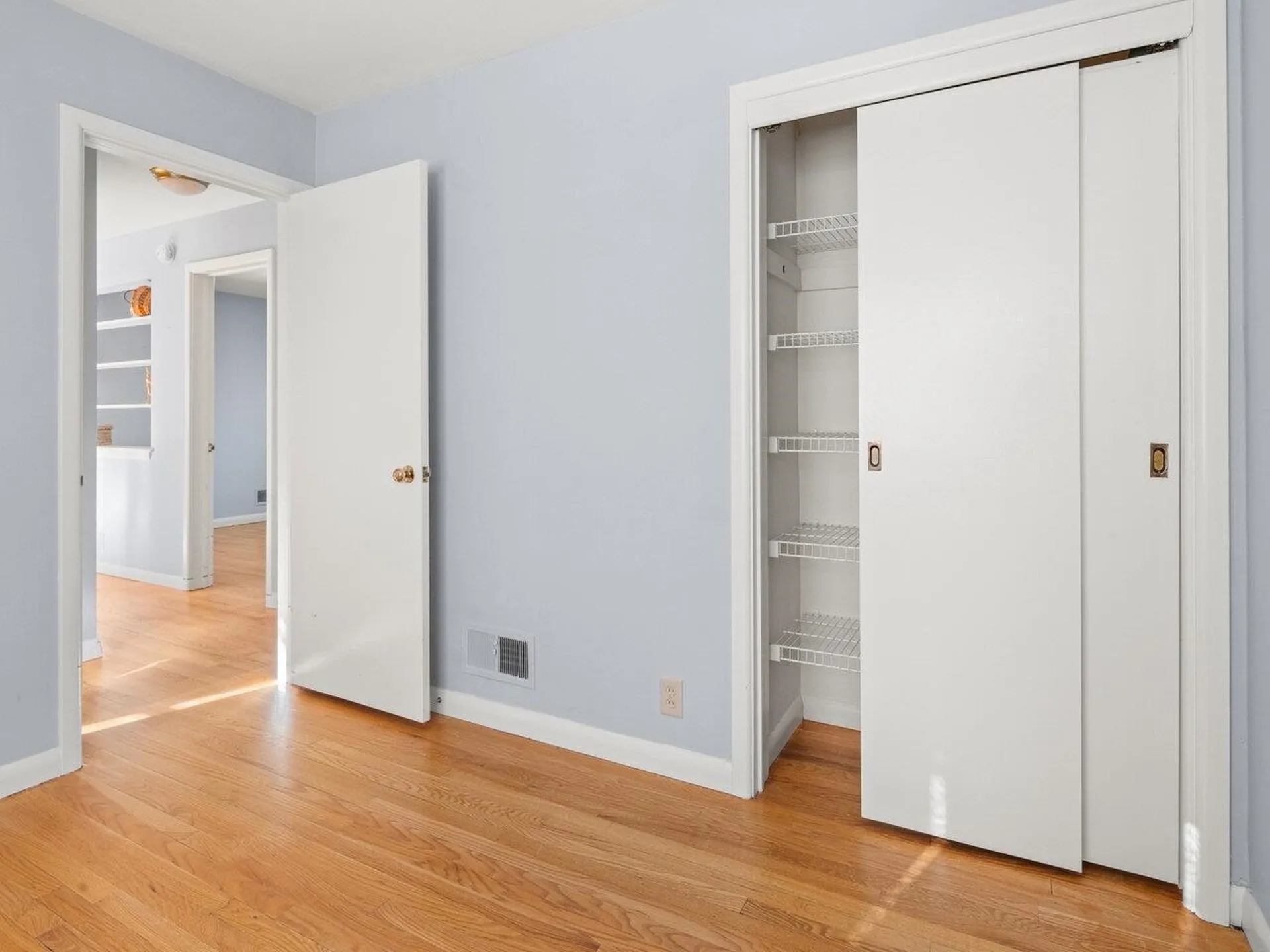 148 Shore Road Burlington VT 05401