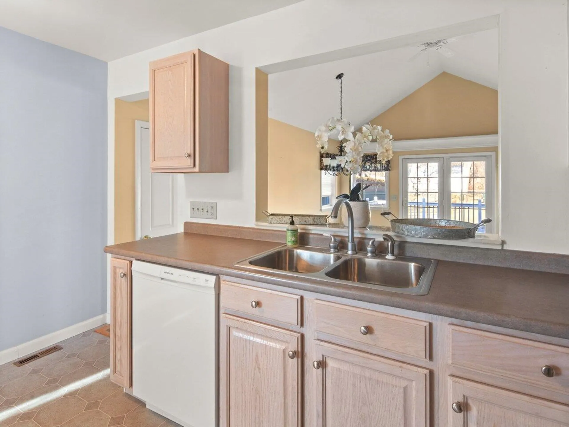 148 Shore Road Burlington VT 05401