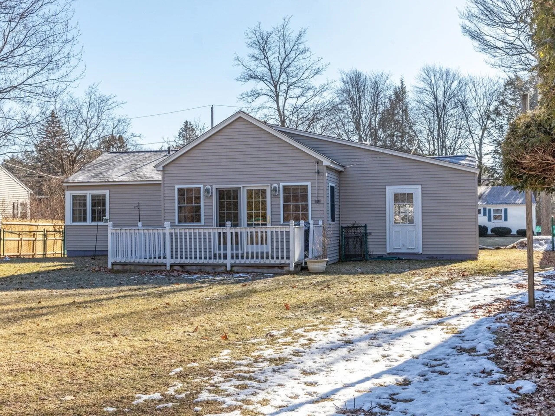 148 Shore Road Burlington VT 05401