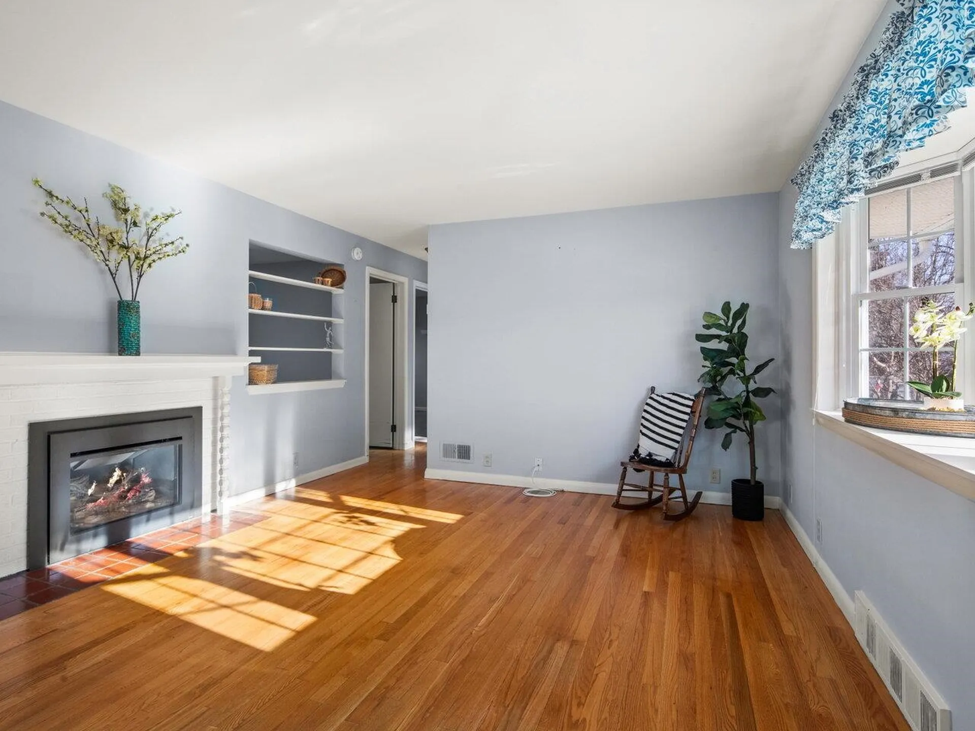 148 Shore Road Burlington VT 05401