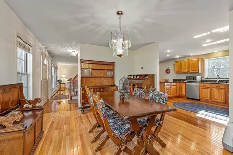 8 Mcintosh Way Greenland NH 03840