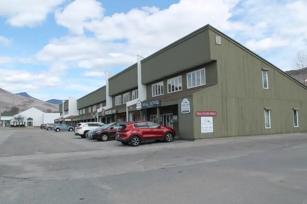 78 Main Street Lincoln NH 03251