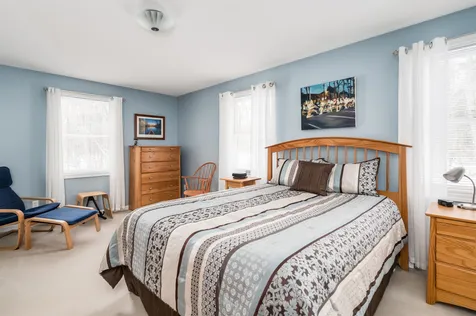 37 Hobbs Road Lee NH 03861