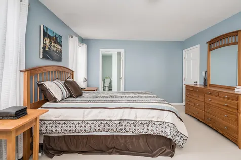 37 Hobbs Road Lee NH 03861