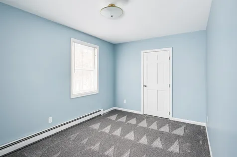 37 Hobbs Road Lee NH 03861