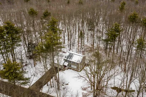 37 Hobbs Road Lee NH 03861
