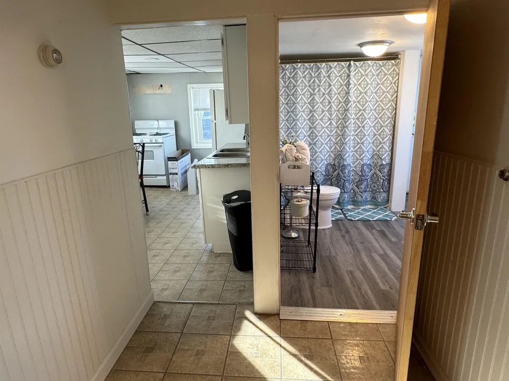40 Ashland Street Manchester NH 03104