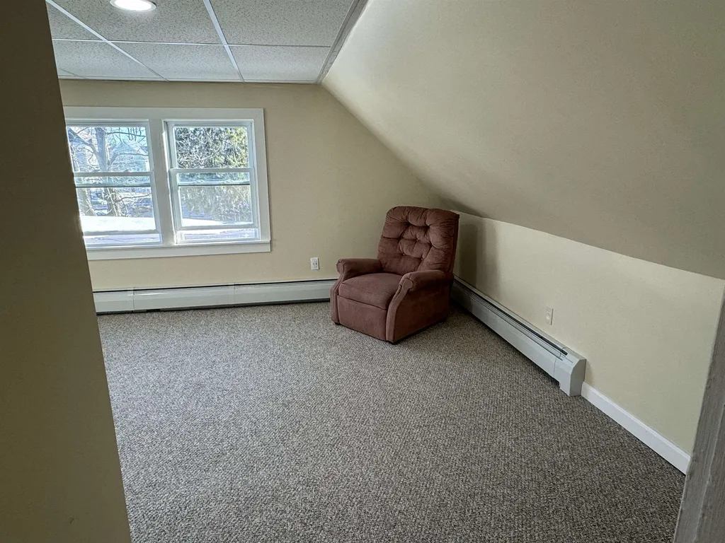 40 Ashland Street Manchester NH 03104