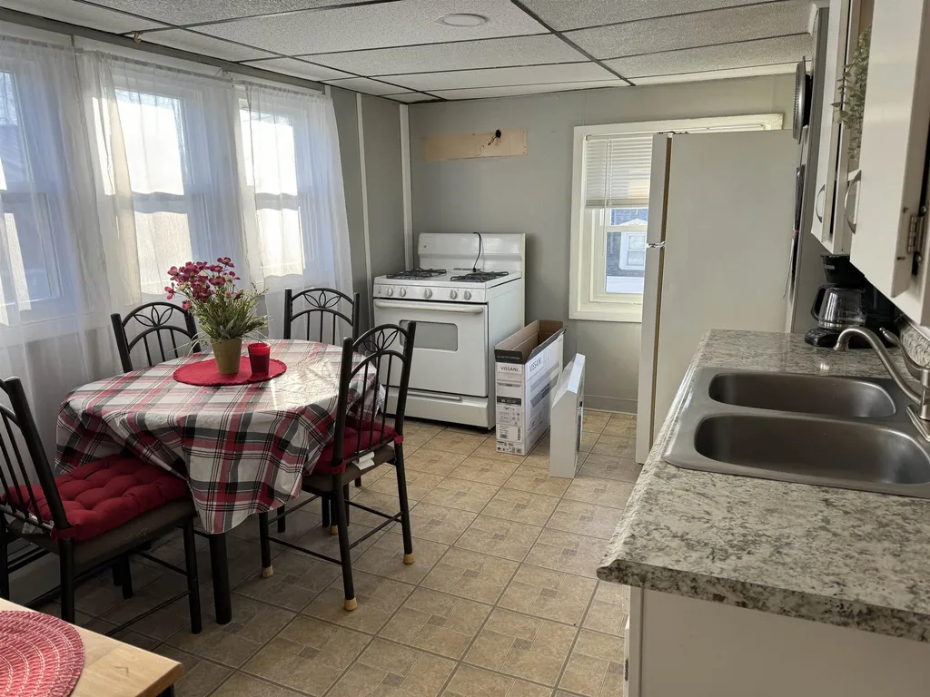 40 Ashland Street Manchester NH 03104