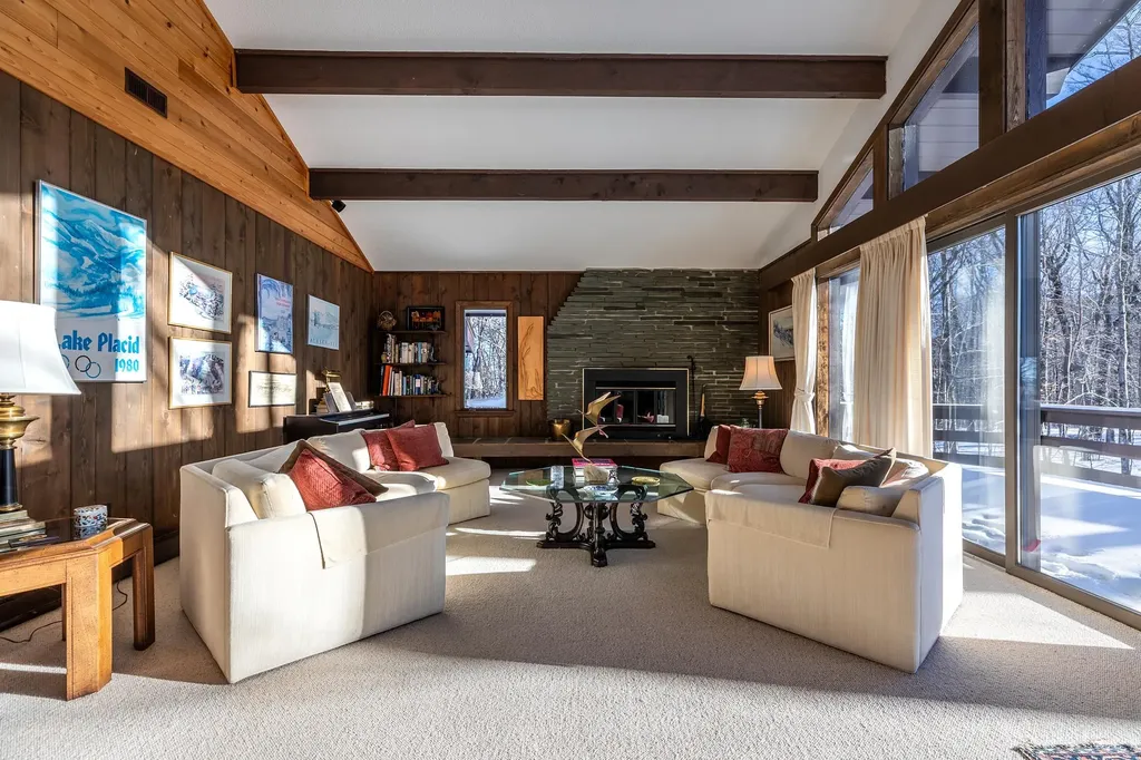 69 West Ridge Road Winhall VT 05340