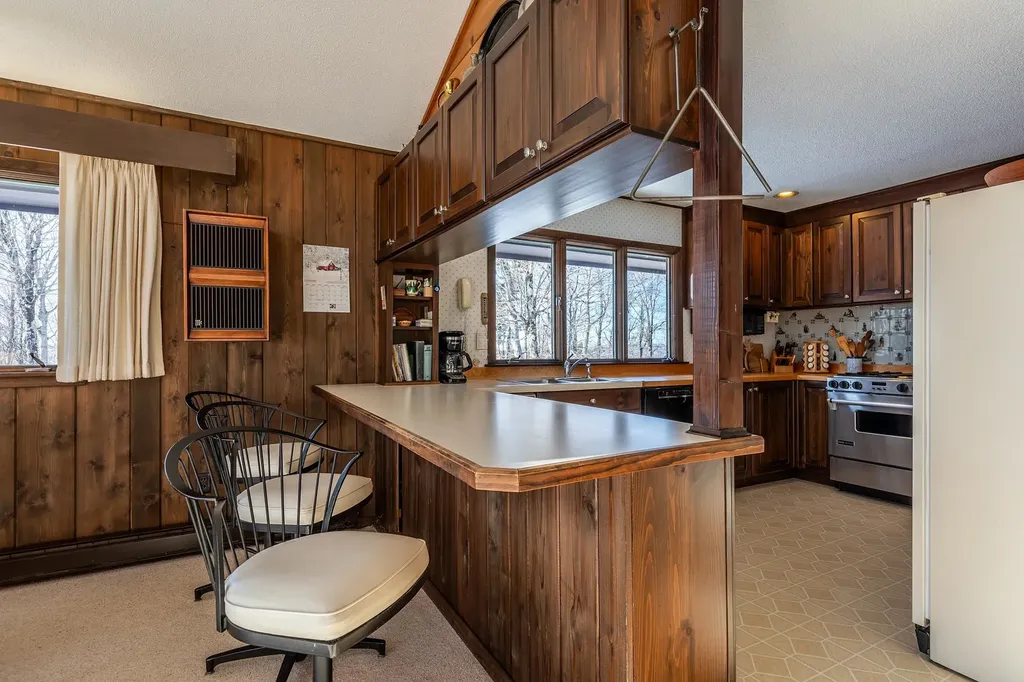 69 West Ridge Road Winhall VT 05340