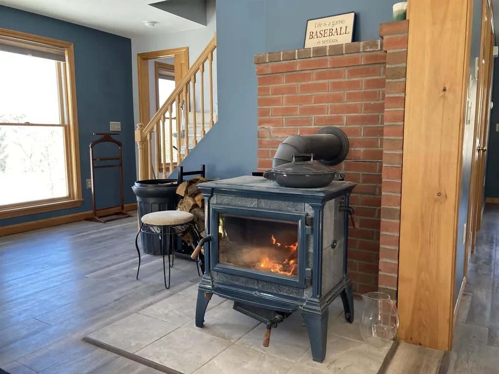 607 Elliott Road Lyndon VT 05851