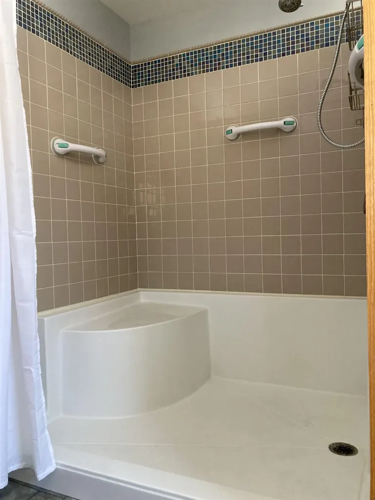 607 Elliott Road Lyndon VT 05851