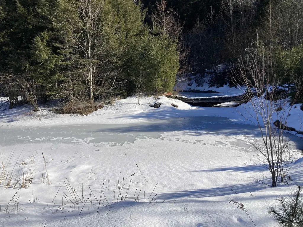 607 Elliott Road Lyndon VT 05851