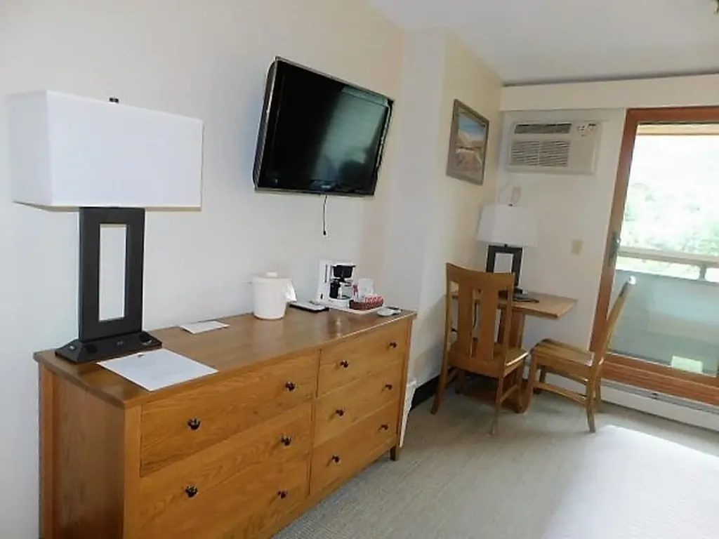 90 Loon Mountain Road Lincoln NH 03251