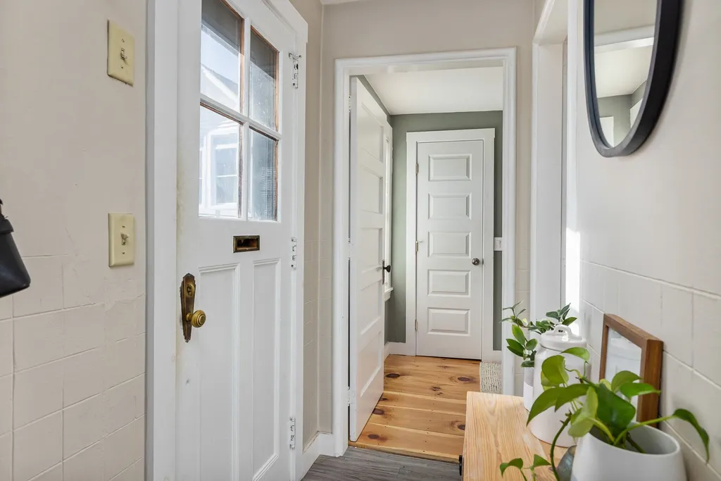 29 Main Street Kittery ME 03904