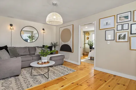 29 Main Street Kittery ME 03904