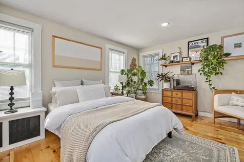 29 Main Street Kittery ME 03904