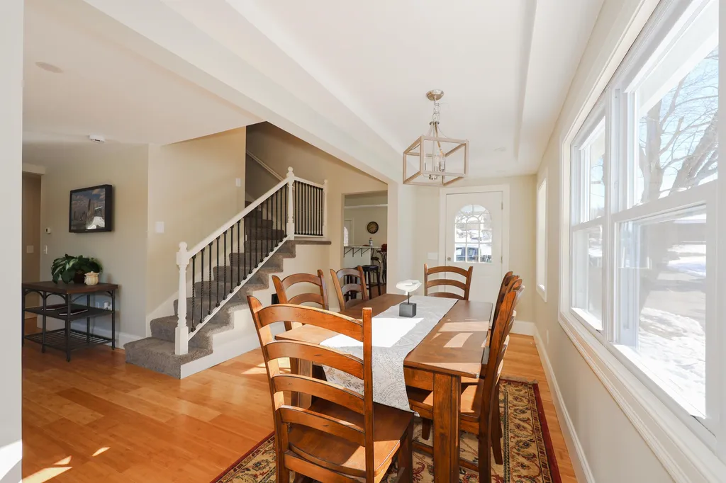 6 Stearns Avenue Hooksett NH 03106