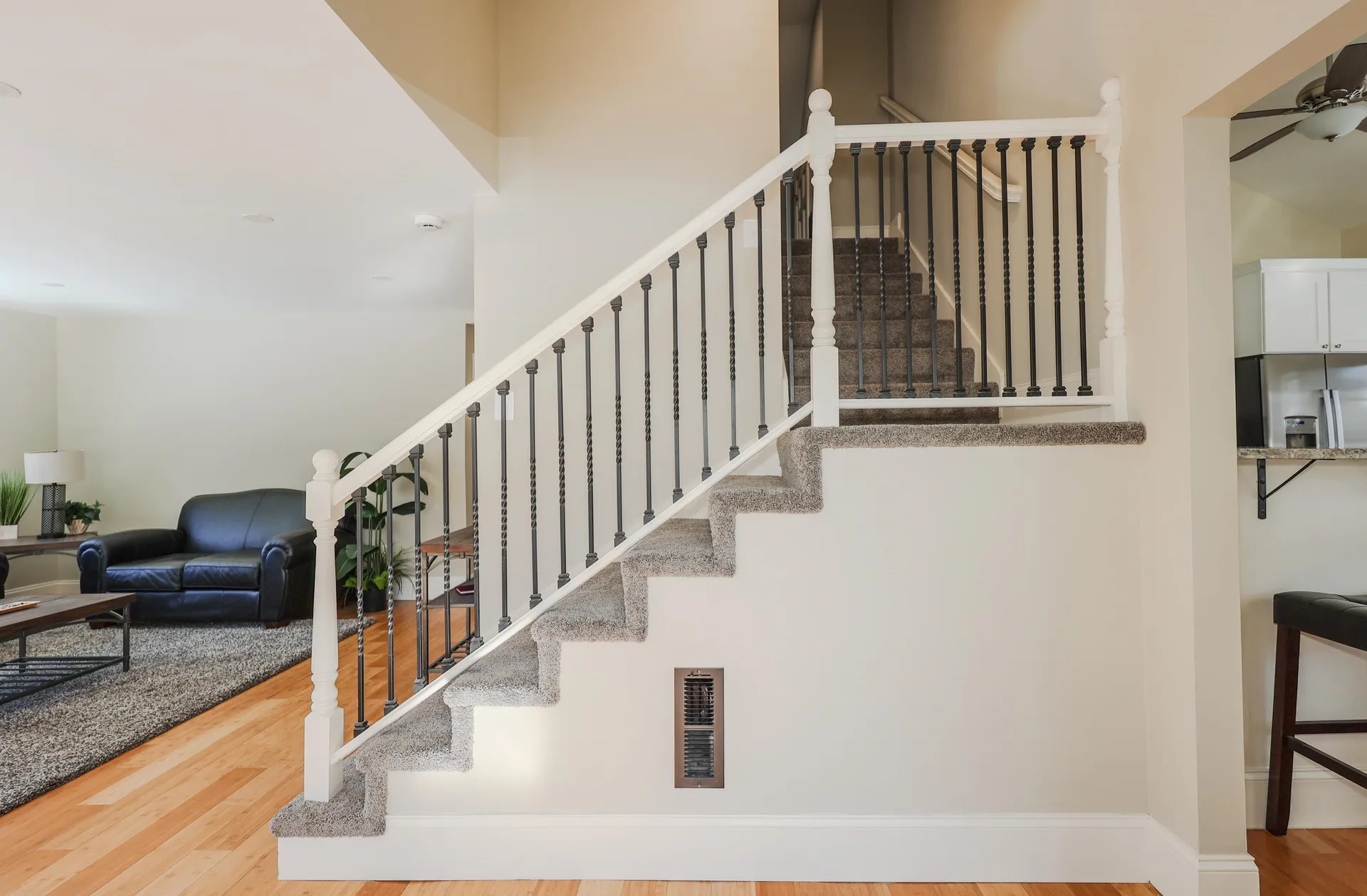 6 Stearns Avenue Hooksett NH 03106