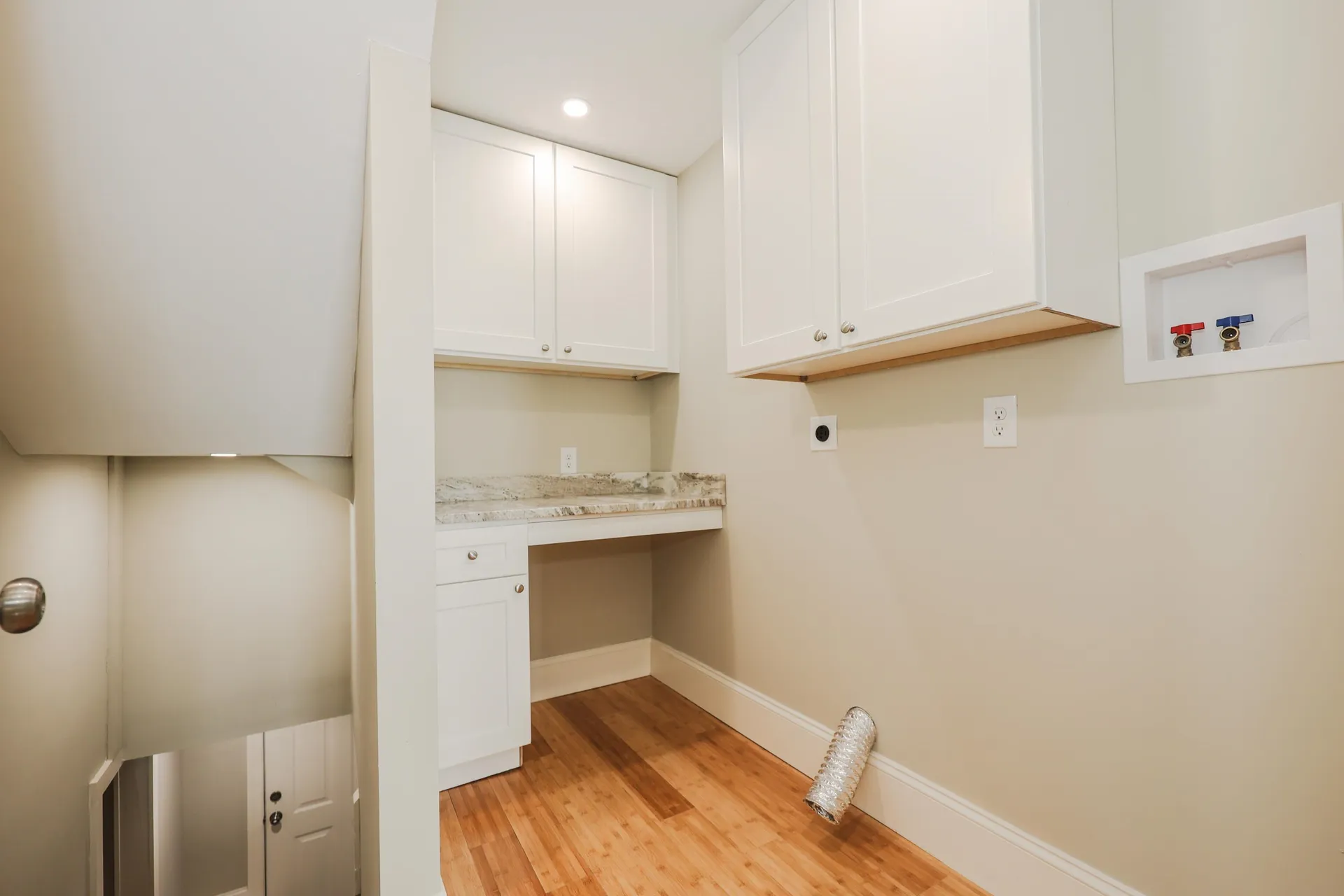 6 Stearns Avenue Hooksett NH 03106