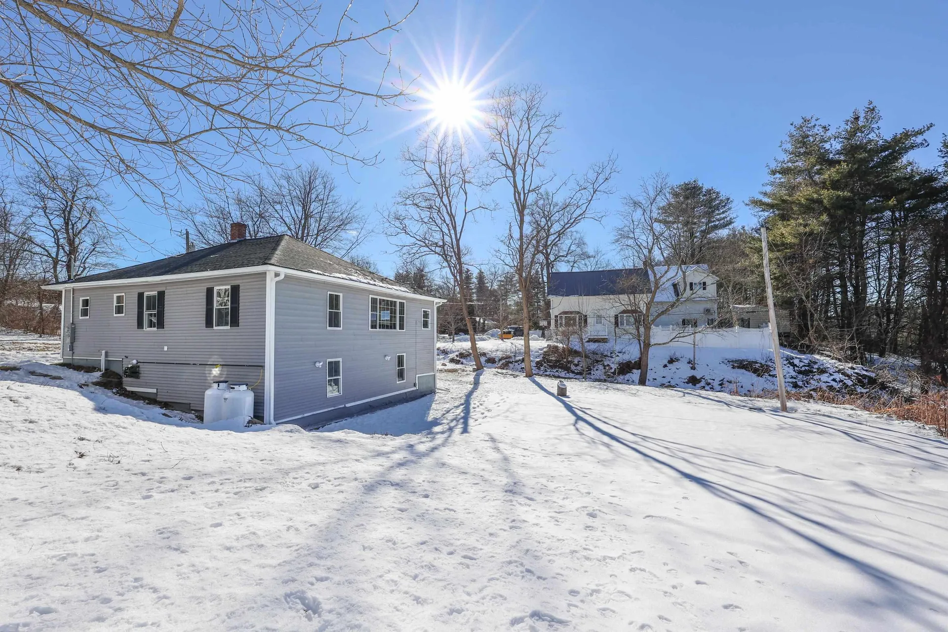 6 Stearns Avenue Hooksett NH 03106