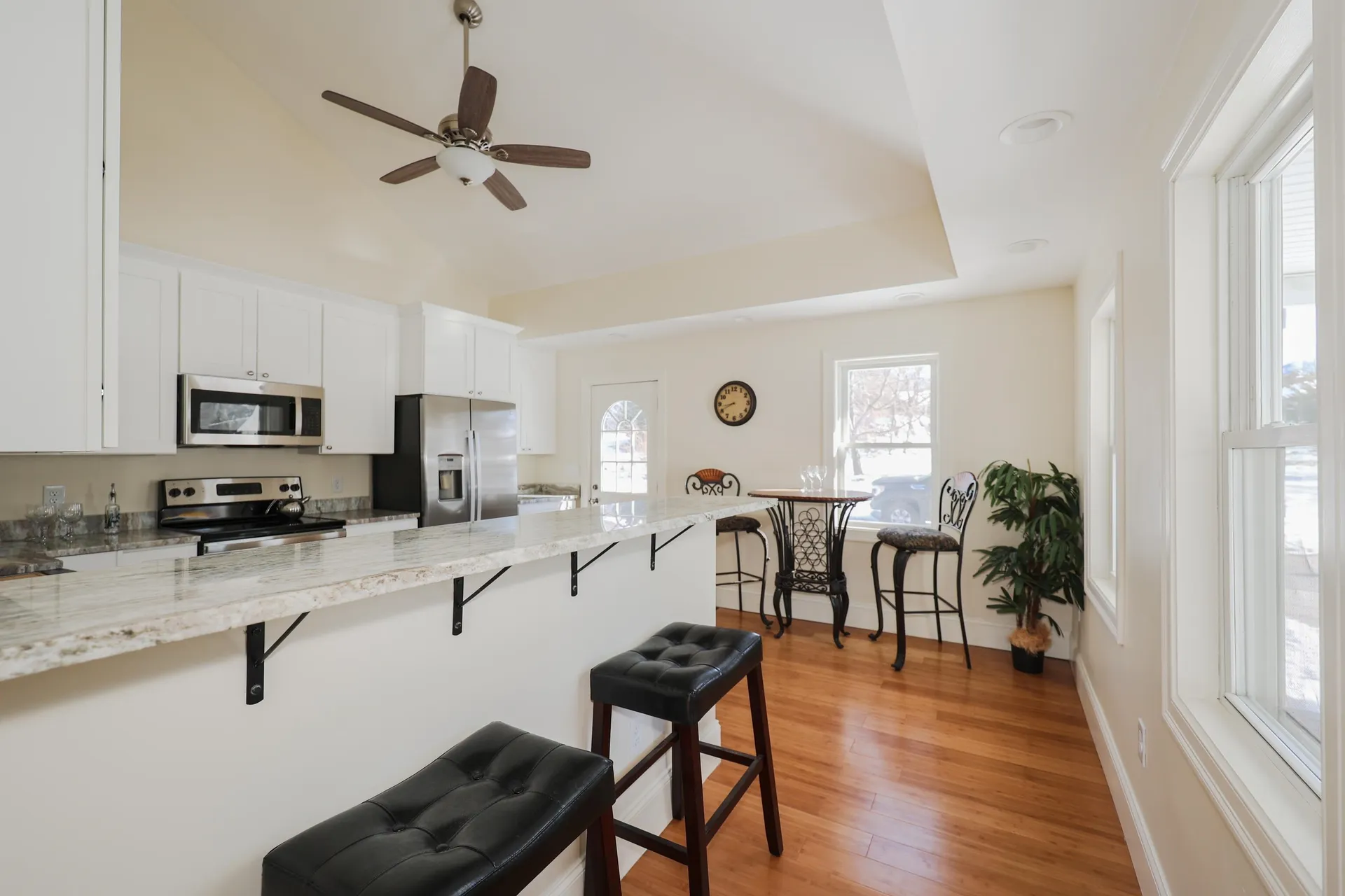 6 Stearns Avenue Hooksett NH 03106