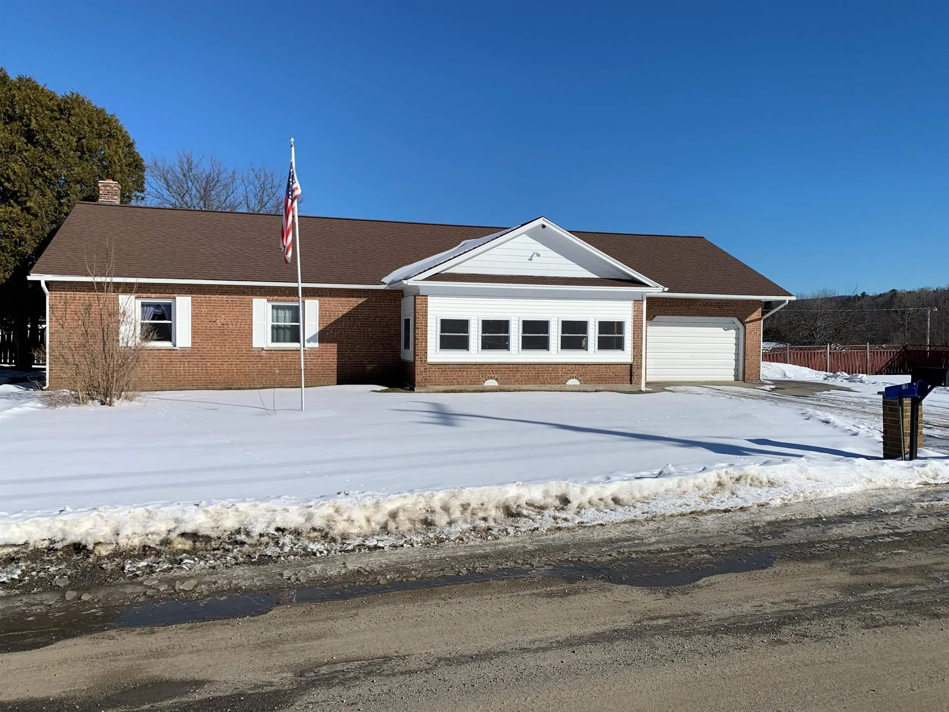 39 Edwards Street Colebrook NH 03576