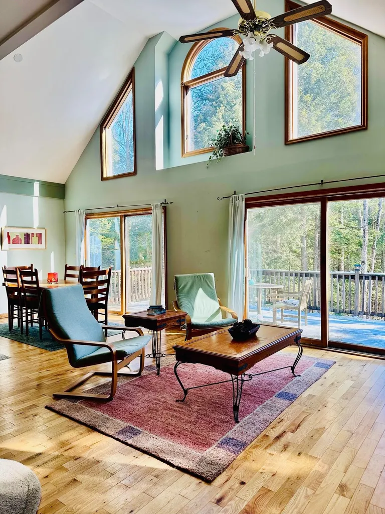 34 Muskrat Lane Londonderry VT 05155