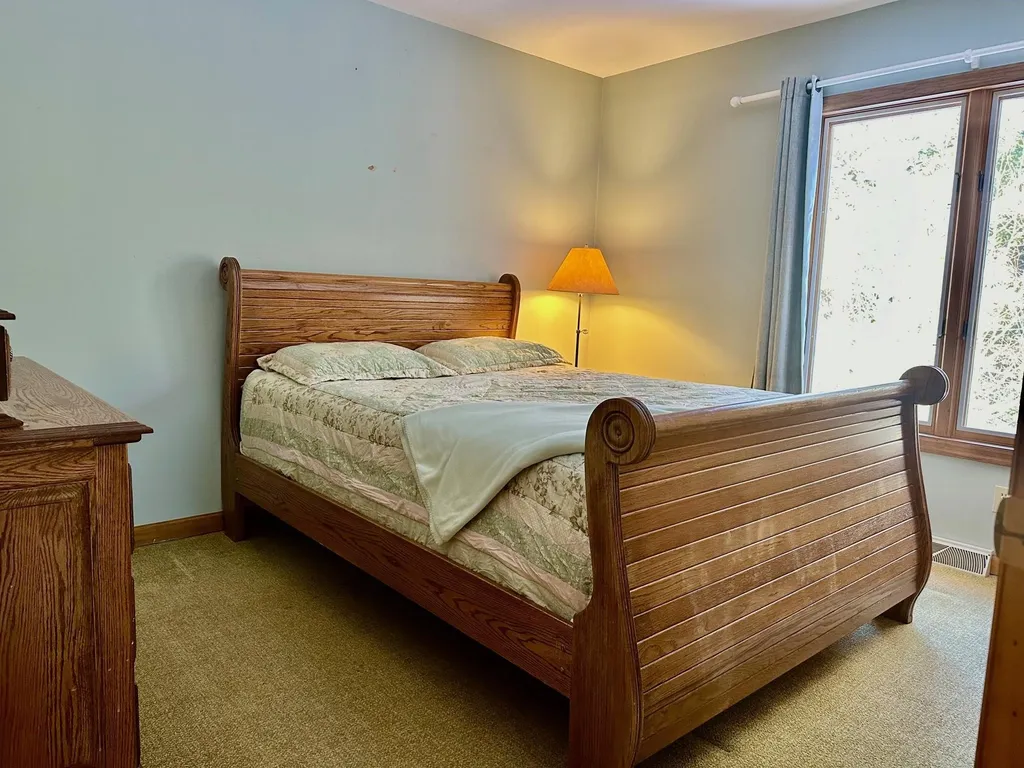 34 Muskrat Lane Londonderry VT 05155