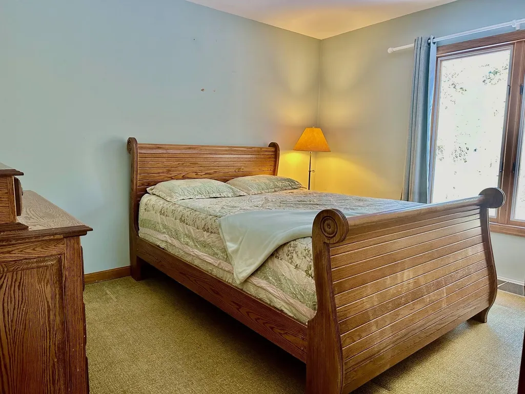 34 Muskrat Lane Londonderry VT 05155