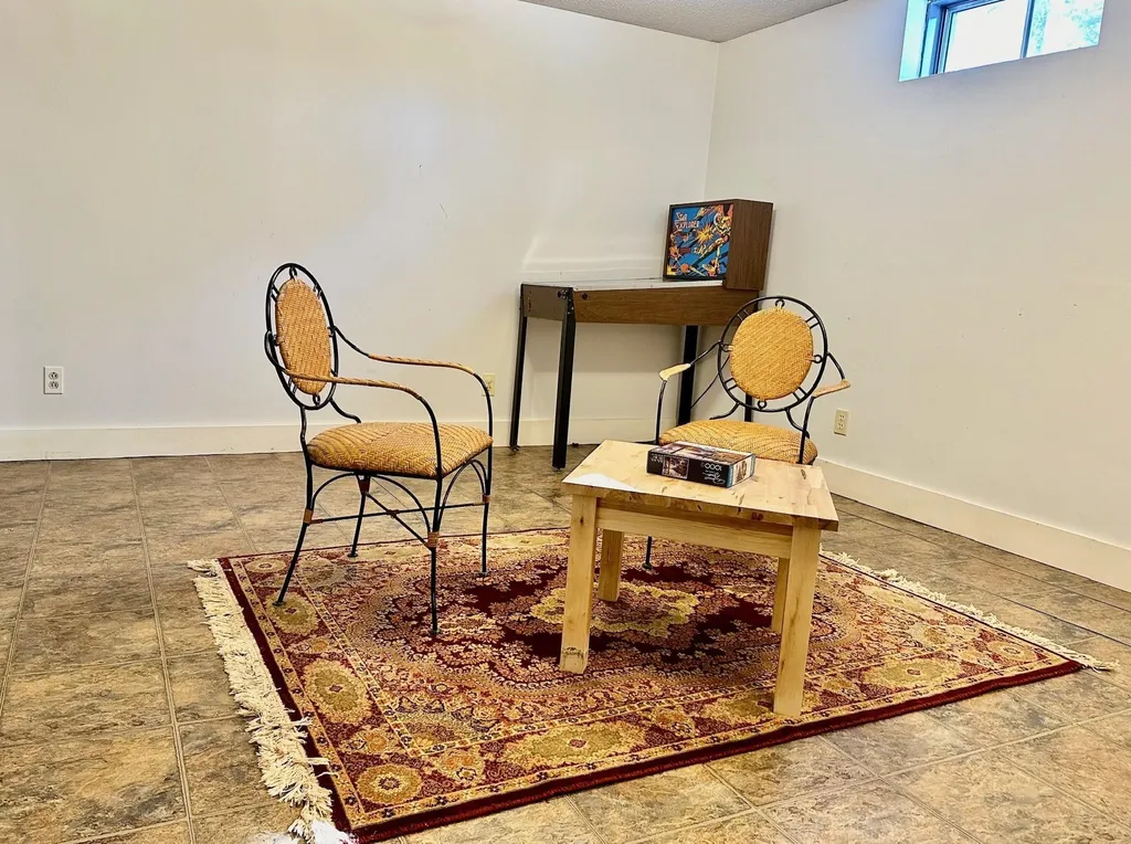 34 Muskrat Lane Londonderry VT 05155