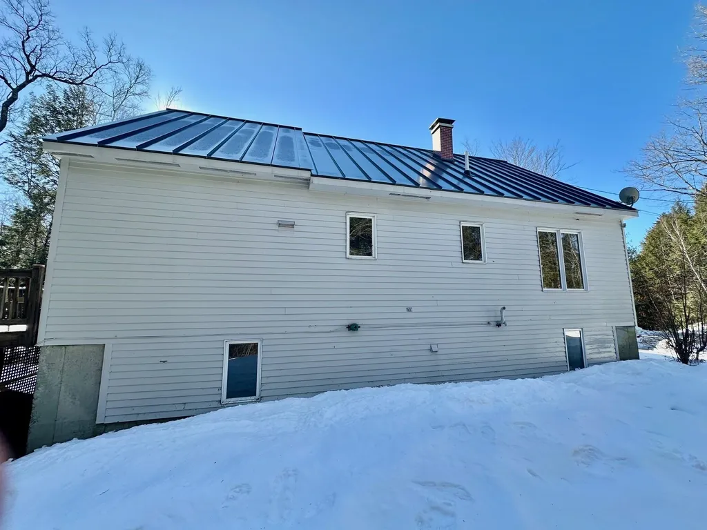 34 Muskrat Lane Londonderry VT 05155