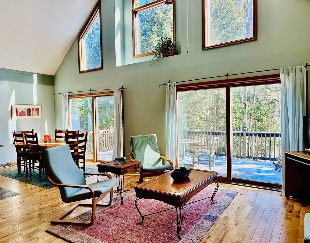 34 Muskrat Lane Londonderry VT 05155