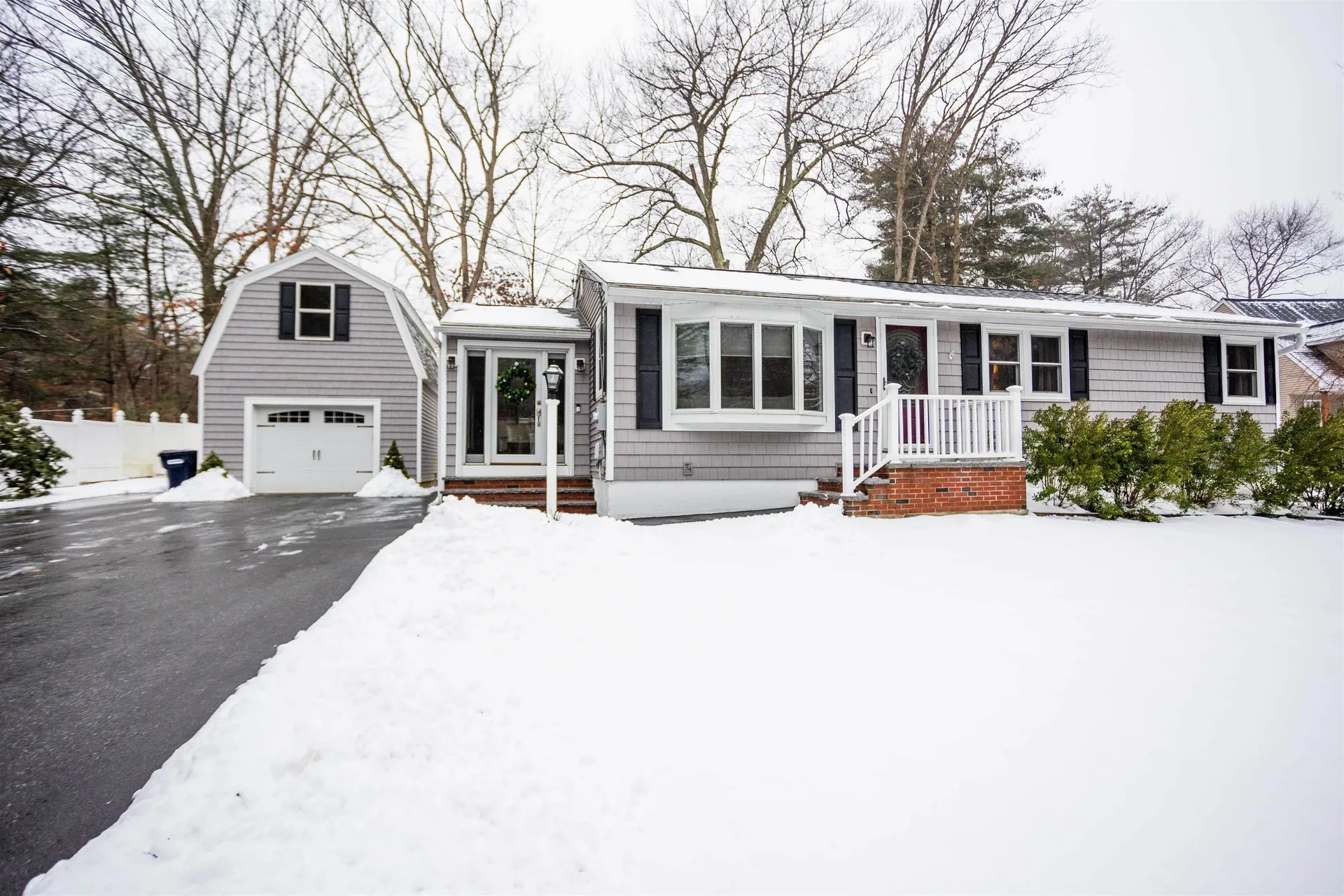 11 Merrill Avenue Salem NH 03079