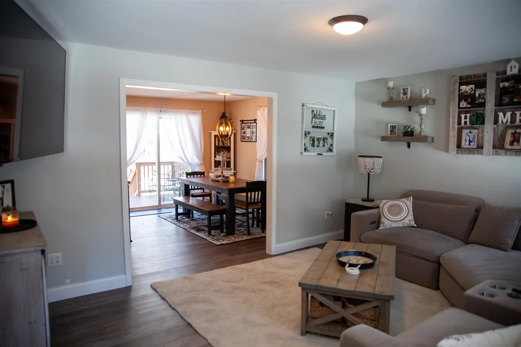 83 Ebony Drive Rochester NH 03867