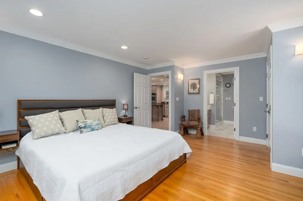15 Arlington Drive Dover NH 03820