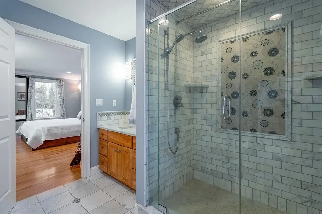 15 Arlington Drive Dover NH 03820