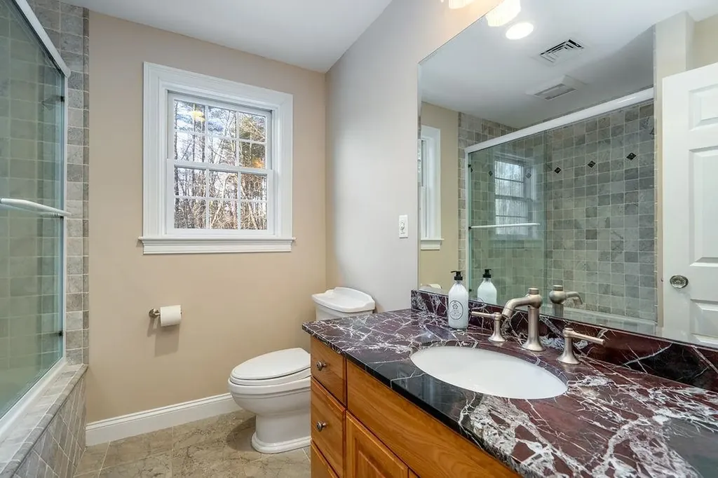 15 Arlington Drive Dover NH 03820